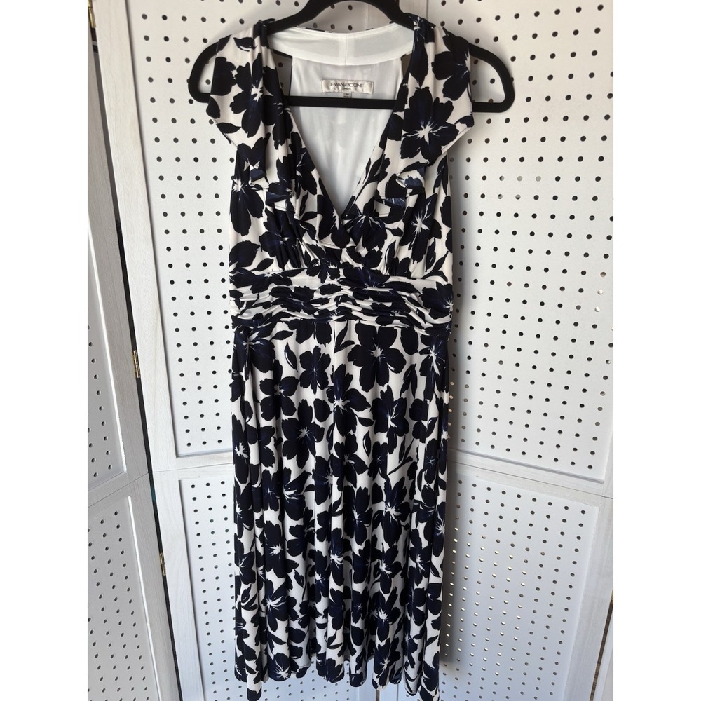 Evan Picone Size 10 Wrap Halter‎ Fit &Flare Jersey Dress Black White Blue Floral